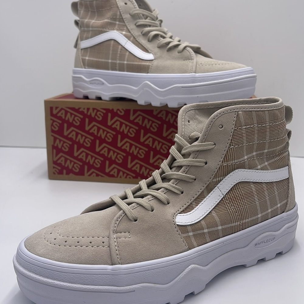 Vans WMNS Sentry Sk8-Hi Plaid French Oak
VN0A5KY5BLL Sneakers - Picture 15 of 16